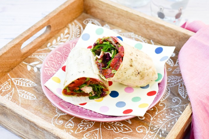 Vegan Red Pepper & Kale Lunch Wrap