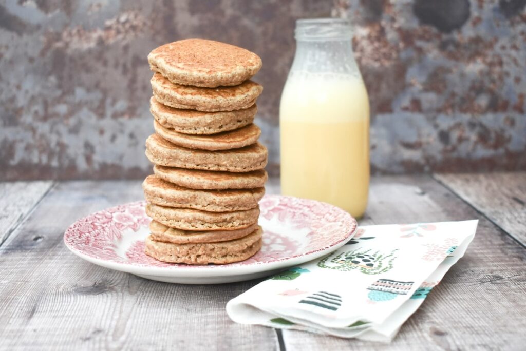 Easy Vegan Oat Pancakes in a stack