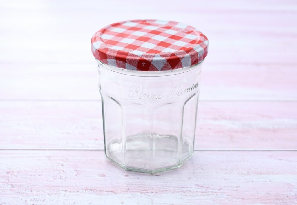 clean jam jar