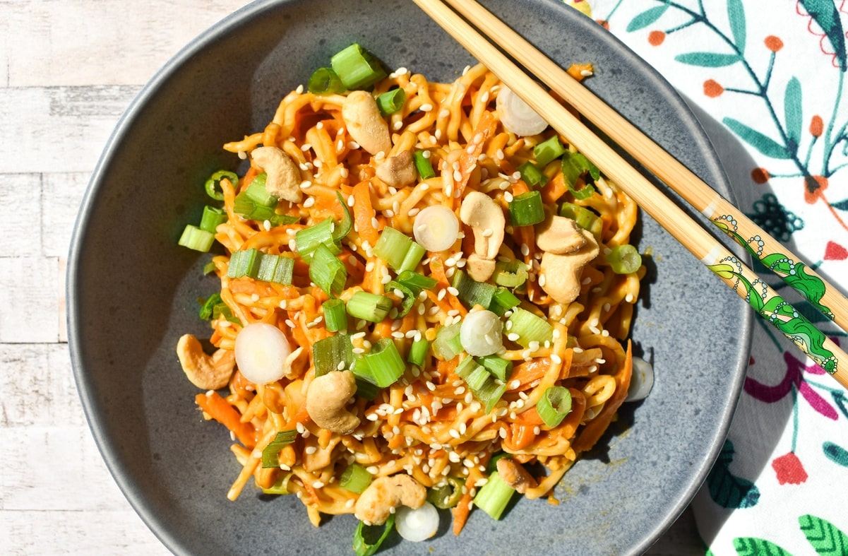 quick vegan spicy noodles