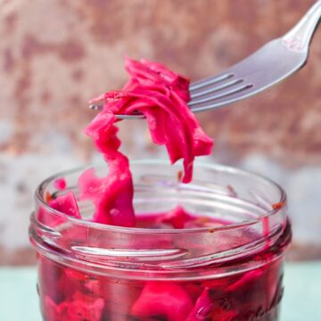 Quick and easy pickled red cabbage.
