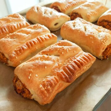 Spicy chickpea sausage rolls.