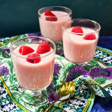 vegan creamy raspberry jelly dessert pots.