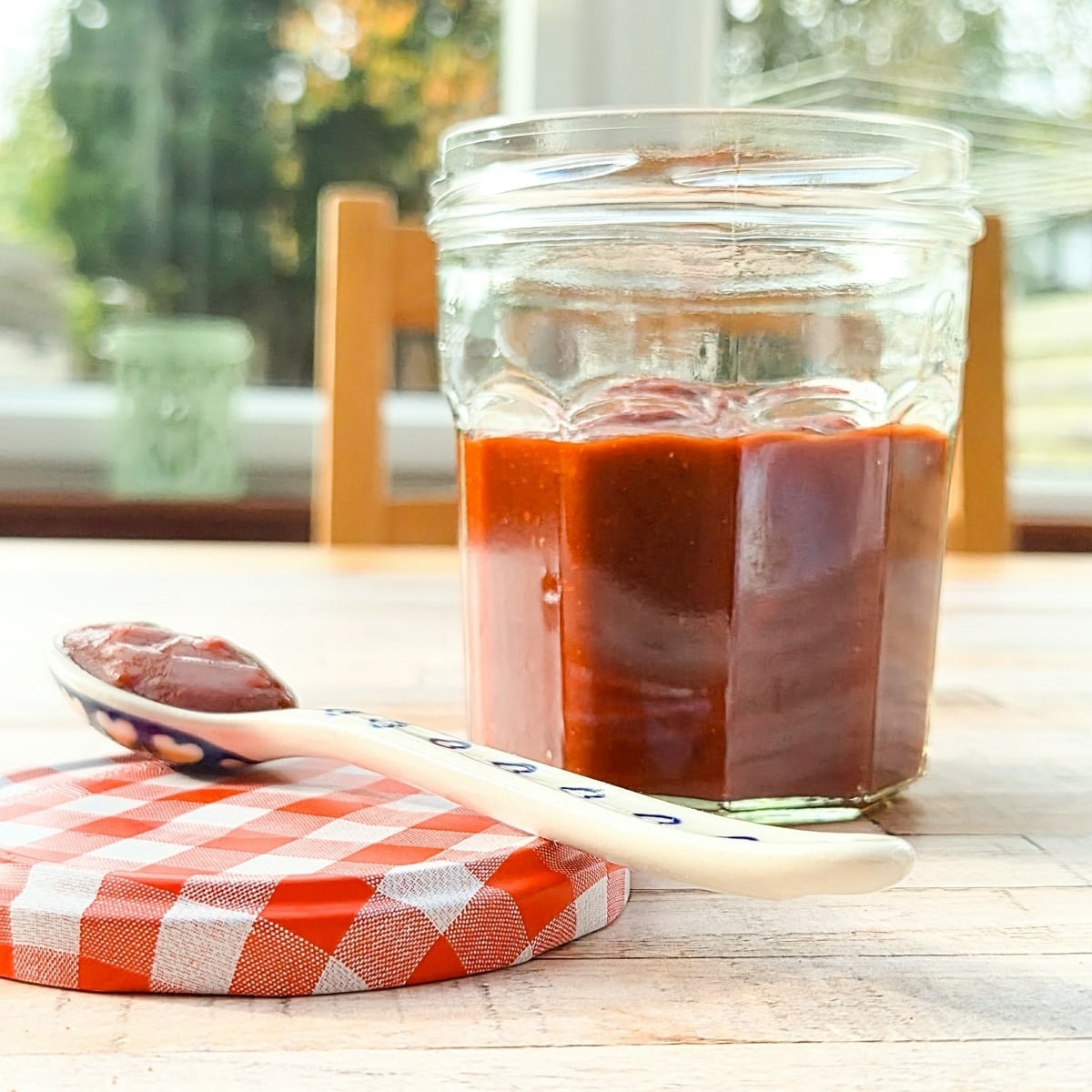 Easy Hot Harissa Sauce Recipe for Tofu & Tempeh - The Vegan Lunchbox Easy Hot Harissa Sauce Recipe for Tofu & Tempeh - The Vegan Lunchbox