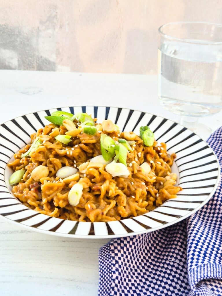 Quick 5 Minute Satay Peanut Butter Noodles Made with Instant Ramen Noodles.
